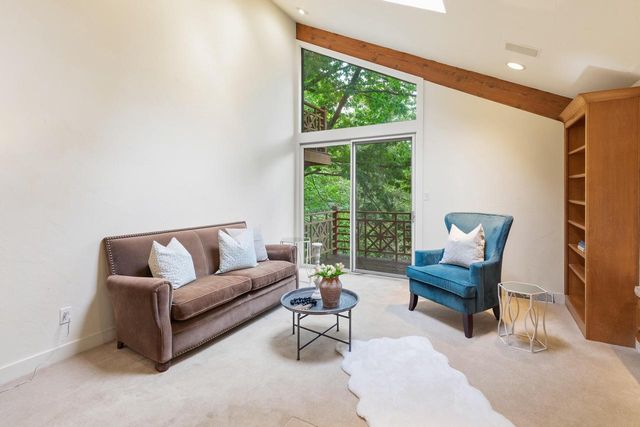 9910 N Corey LANE, Mequon, WI 53092