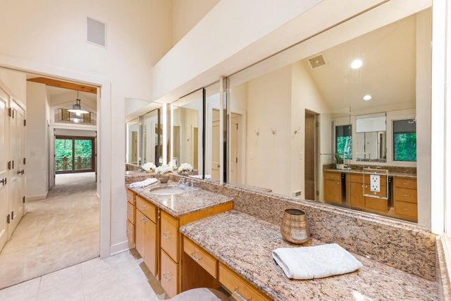 9910 N Corey LANE, Mequon, WI 53092