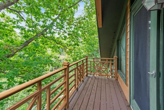 9910 N Corey LANE, Mequon, WI 53092