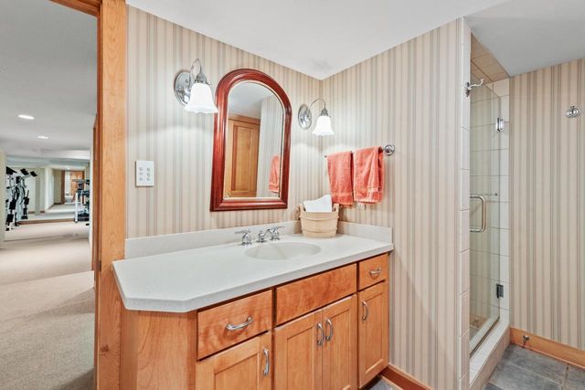 9910 N Corey LANE, Mequon, WI 53092