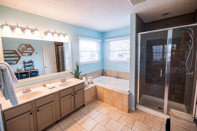 181 Seatrain Drive, Delaware, OH 43015