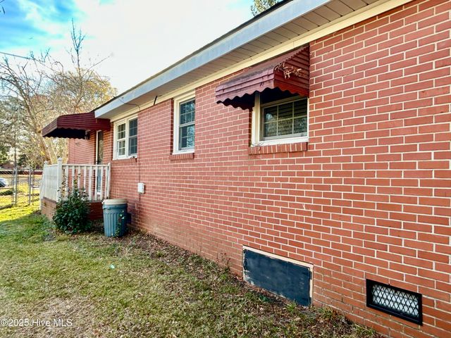 600 Church Street, Scotland Neck, NC 27874