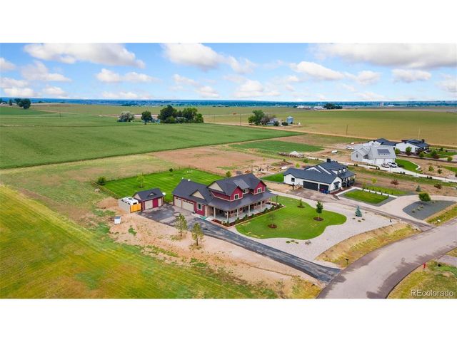 9260 Meadow Farms Dr, Milliken, CO 80543