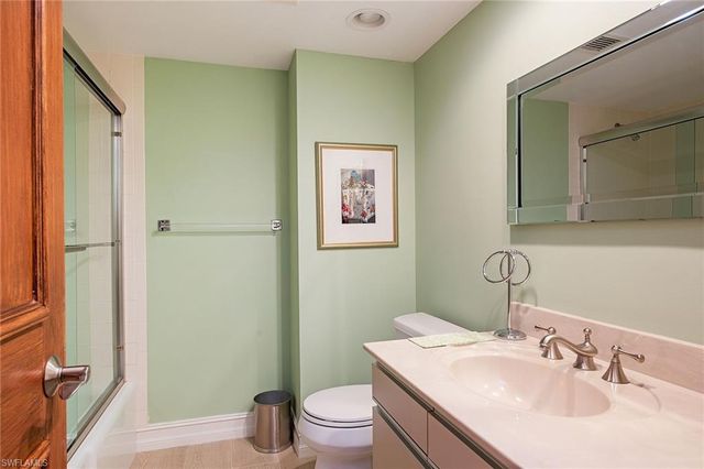 4401 Gulf Shore BLVD N # C905, Naples, FL 34103