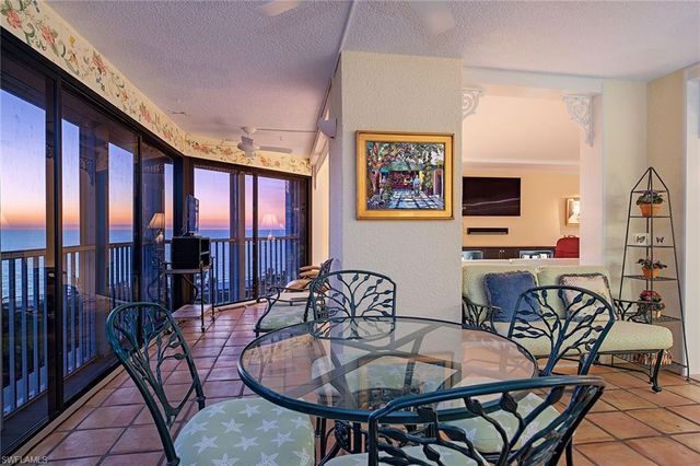 4401 Gulf Shore BLVD N # C905, Naples, FL 34103