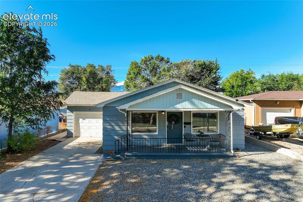 616 Bonfoy Avenue, Colorado Springs, CO 80909 — exterior