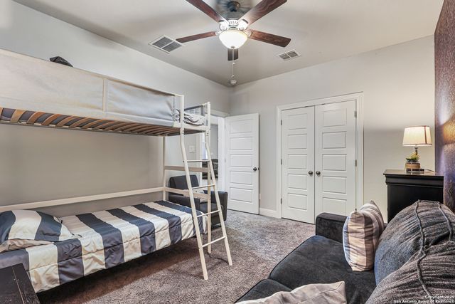 955 Vista Serena, San Antonio, TX 78260