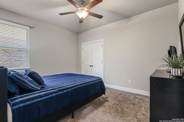 955 Vista Serena, San Antonio, TX 78260