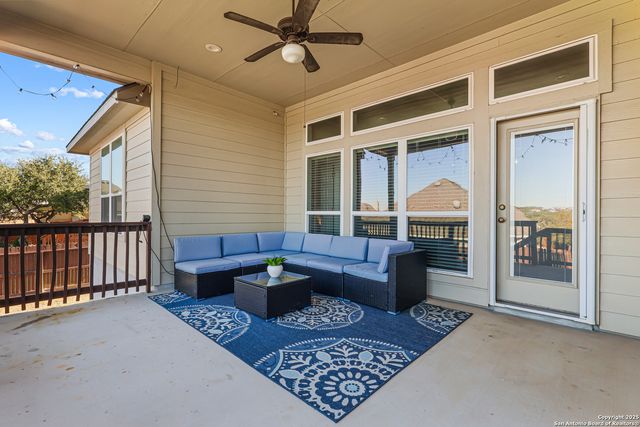 955 Vista Serena, San Antonio, TX 78260