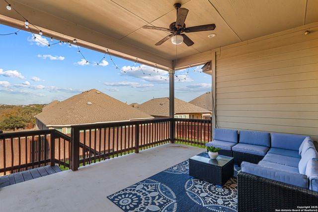 955 Vista Serena, San Antonio, TX 78260