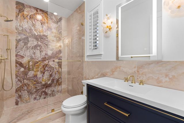 317 S Bromeliad, West Palm Beach, FL 33401