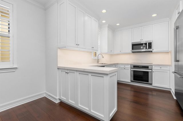 317 S Bromeliad, West Palm Beach, FL 33401