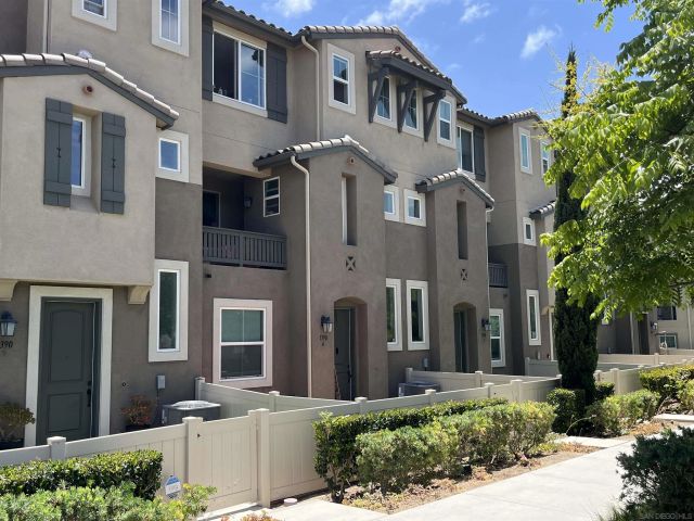 1390 Santa Victoria Rd 4, Chula Vista, CA 91913