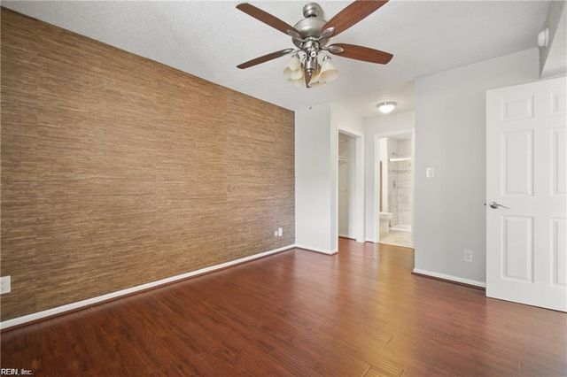 3200 Lynnhaven Dr Apt 202, Virginia Beach, VA 23451