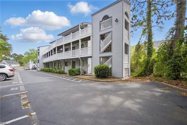 3200 Lynnhaven Dr Apt 202, Virginia Beach, VA 23451