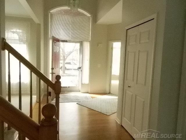 48364 Franklin Drive, Macomb, MI 48044