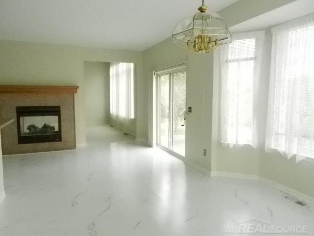 48364 Franklin Drive, Macomb, MI 48044