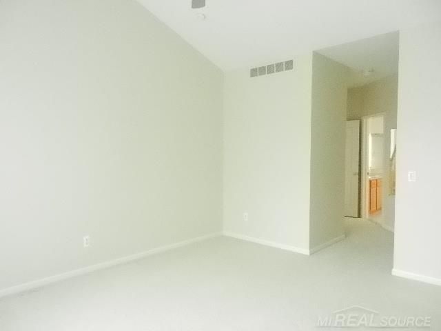 48364 Franklin Drive, Macomb, MI 48044