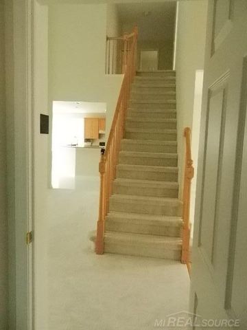 48364 Franklin Drive, Macomb, MI 48044