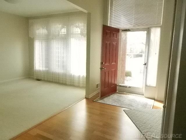 48364 Franklin Drive, Macomb, MI 48044