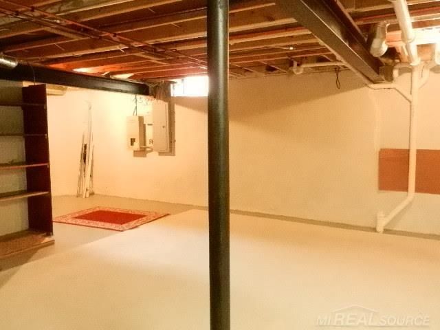 48364 Franklin Drive, Macomb, MI 48044