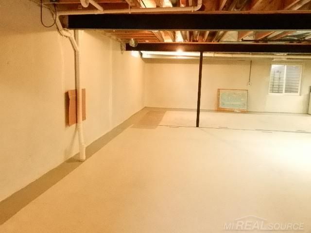 48364 Franklin Drive, Macomb, MI 48044