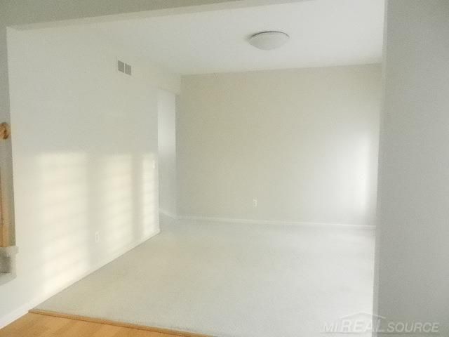 48364 Franklin Drive, Macomb, MI 48044