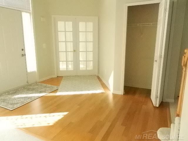 48364 Franklin Drive, Macomb, MI 48044