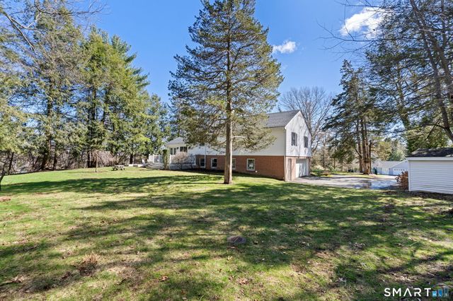 84 High Farms Road, West Hartford, CT 06107