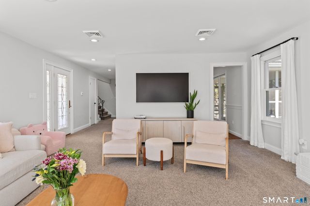 84 High Farms Road, West Hartford, CT 06107