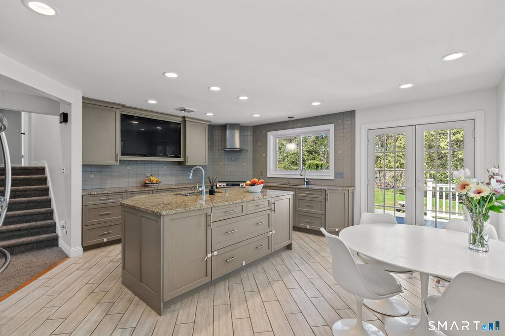 84 High Farms Road, West Hartford, CT 06107