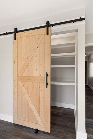 2351 Feedmill Rd, Chapel Hill, TN 37034