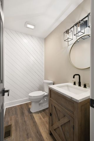 2351 Feedmill Rd, Chapel Hill, TN 37034