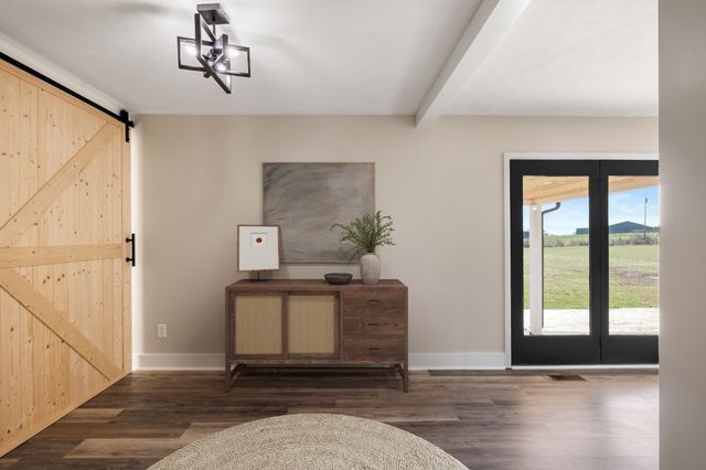 2351 Feedmill Rd, Chapel Hill, TN 37034