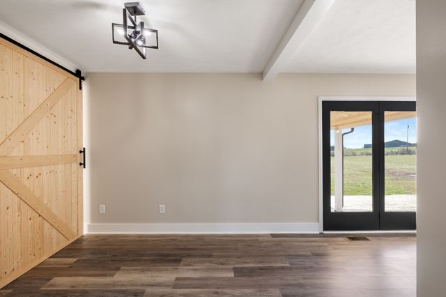 2351 Feedmill Rd, Chapel Hill, TN 37034