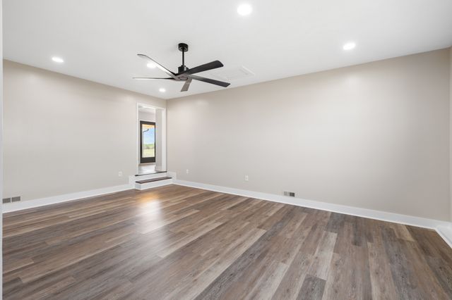 2351 Feedmill Rd, Chapel Hill, TN 37034