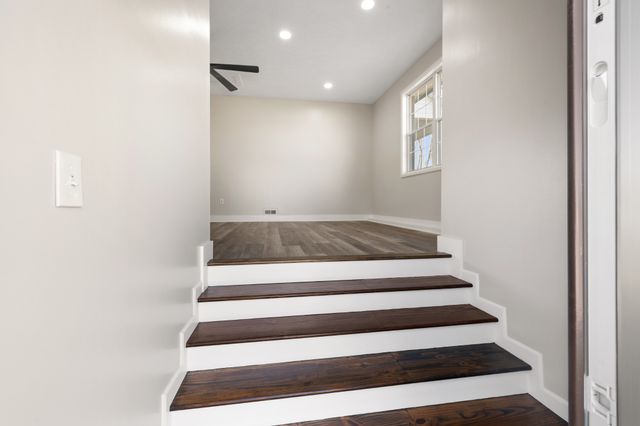 2351 Feedmill Rd, Chapel Hill, TN 37034