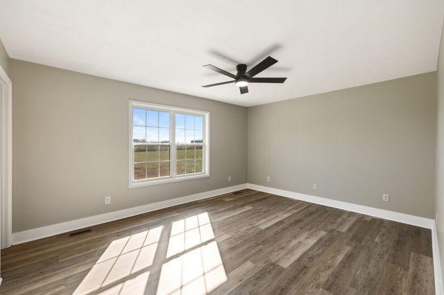 2351 Feedmill Rd, Chapel Hill, TN 37034