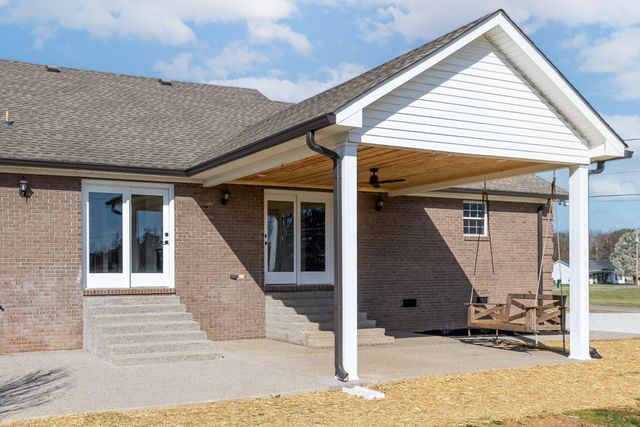 2351 Feedmill Rd, Chapel Hill, TN 37034