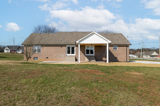 2351 Feedmill Rd, Chapel Hill, TN 37034