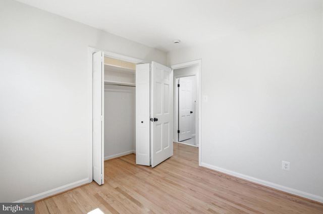 5110 PRESTWICK DR, Fairfax, VA 22030