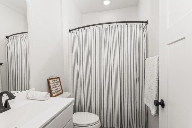 N101W16795 Gunflint TRAIL, Germantown, WI 53022