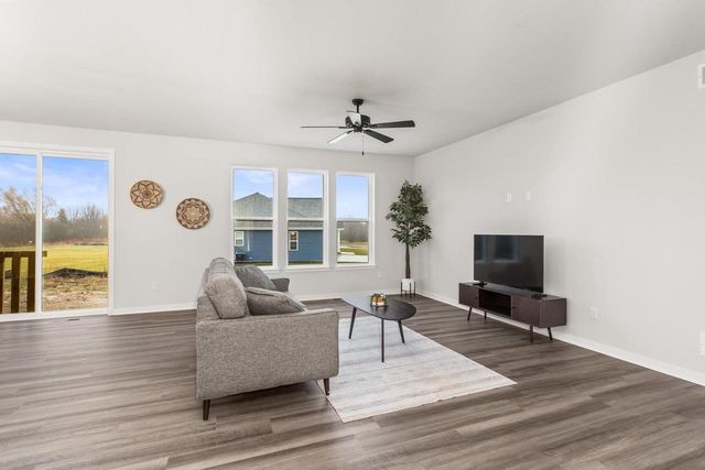 N101W16795 Gunflint TRAIL, Germantown, WI 53022