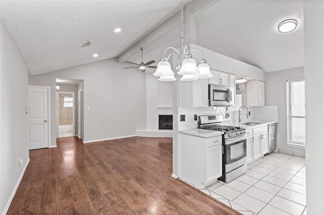 2031 Oakwell Lane, Katy, TX 77449
