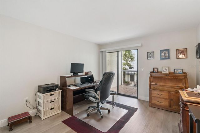 300 CAROLINA AVENUE 201, Winter Park, FL 32789