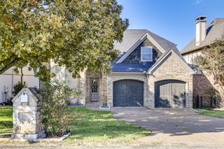 216 Hide A Way Drive, Mabank, TX 75156