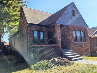 8578 Drury Lane, St Louis, MO 63147