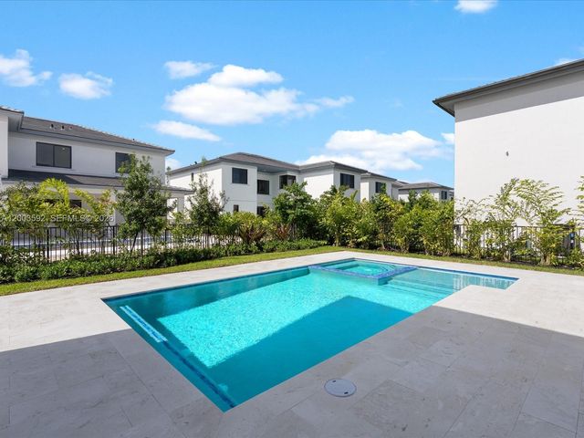 19602 NE 14 CT 0, Miami, FL 33179