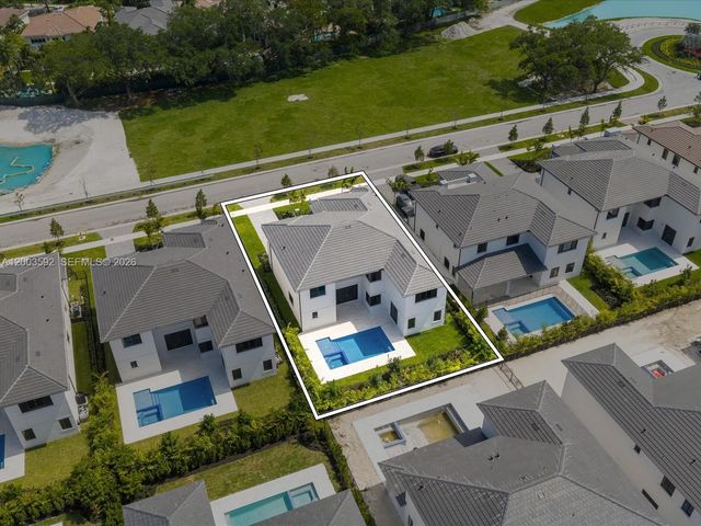 19602 NE 14 CT 0, Miami, FL 33179