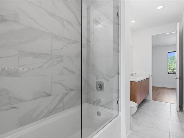 19602 NE 14 CT 0, Miami, FL 33179